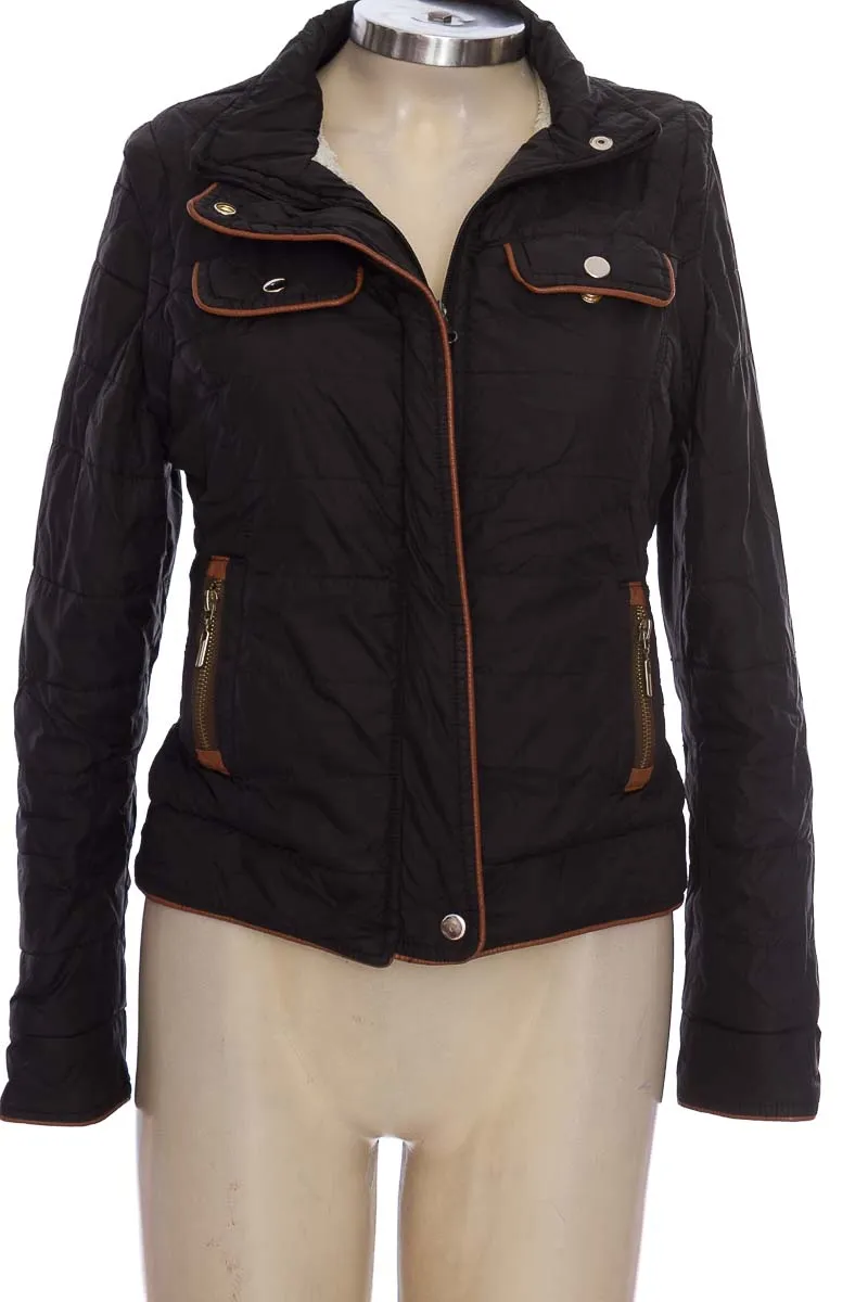 Chaqueta / Abrigo color Negro - Linaje