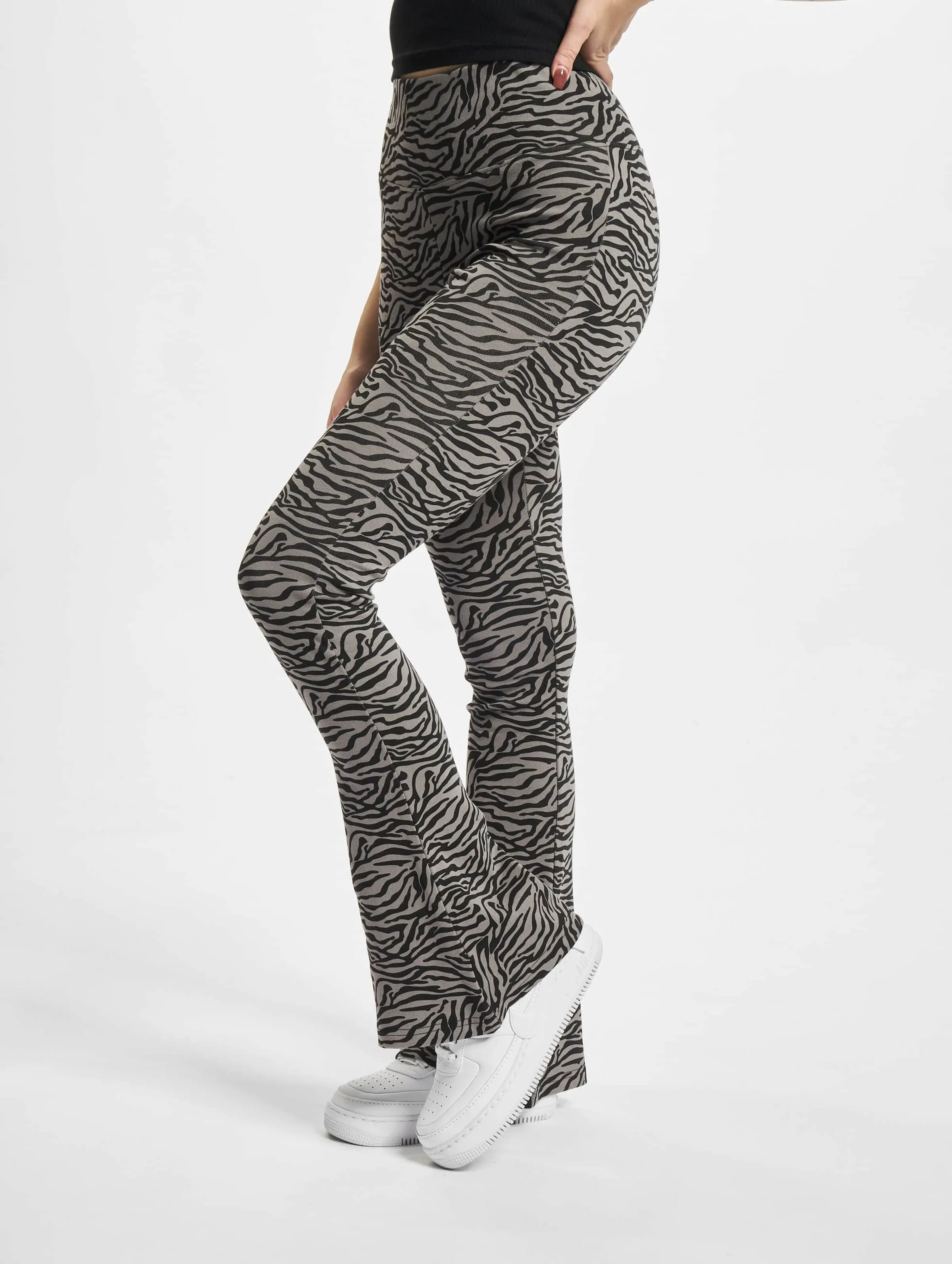 Urban Classics Ladies High Waist Zebra Boot Cut